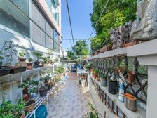 一楼带50平花园,3房2卫精装修,已买诚售,看房方便到价签字