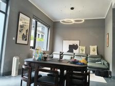 中天云望联排,共5层,地下一层已现浇,带南花园,附赠双车位