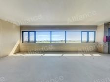 直接一步到位498万包税,湖海大观238平头排东边套带双车位