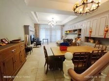 万科四季花城(别墅) 精装好房 拎包入住 位置安静