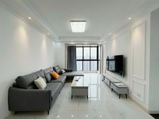 观音桥 次新小区丶精装三房丶看房方便丶