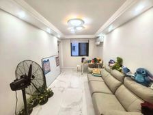 双轨交汇!精装修30万全送!大客厅,中层老少皆宜,来电价可谈