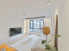 小区正中心,南北花园,独有房型, 难遇,两房朝南,拎包入住