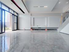 下叠端户 大花园 头排位置 视野开阔