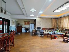 捡 !业主急售 龙头寺公园大平层 精装大四室 朝中庭 诚心