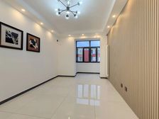 西环里小区(非顶层)拎包可以入住 实景拍摄现代装修 南北通透