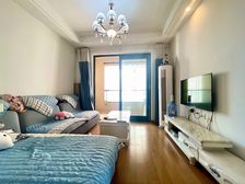 照母山 精装大两房 万科品质 门口就是X 大府中