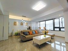 数据谷颜 担当 6号10轻轨交汇 紧邻龙湖天街横厅洋房