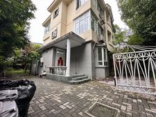苹果园(别墅)花园170平交通便利 临地铁 高绿化 近医院