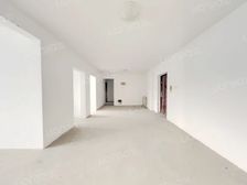 国际 毛坯房 南向开间大 视野开阔