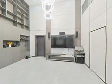 高铁新城 建发泱誉雅苑 带花园带地下室可做两层