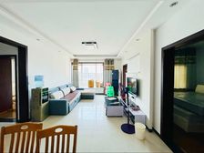 西附包包旁边 精装 二房 价格可以谈