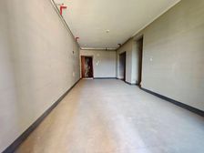 必看 住家安静 朝东楼层采光好 正规三房双卫 价格可谈