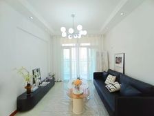 九龙坡区二郎轻轨站楼上 龙湖天街隔壁的正规两房 拎包入住