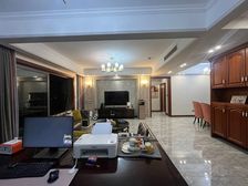 石井坡 金融街融府三房176万