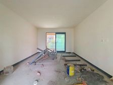 香港置地一梯两户南北通透 出门就是公园 200 双轻轨