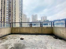 急急急!新上约克郡洋房顶跃!带阁楼,带80屋顶花园,不挨马路