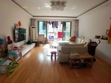 洋泾 近医院 小区绿化高 楼层好 有电梯 双卫生间 购物方便