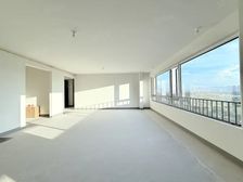 稀缺电梯洋房江景大平层,悦品9楼五房三卫,西边套带车位