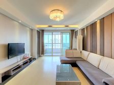 风和日丽,朝南精装3房,户型正气,楼层好老少皆宜,价格可谈