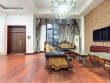 私房急售!南北通透600万元304.41平