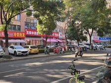 绿都万和城六区七区纯一层小面积,年租6万,可做餐饮,万人社区