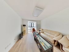 风荷新园 3室2厅 111.52平 房龄新 配套齐 环境佳