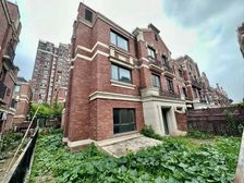 次新小区联排边套,花园150平,地下室通地下停车场,诚意出售