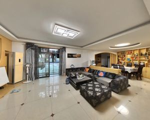 金色雅园三期三房 惊爆价单价一万二不到 不临街 对红领巾慧泉