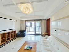 有车位,安静位置,高区采光好,次顶楼,开发商精装修,人车分流