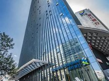 财富中心A座 雷格斯直租无费!3人间水电网物业全包