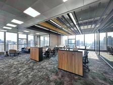 地铁口 旭辉置地广场 配套齐全 精装带家具 户型采光好现房