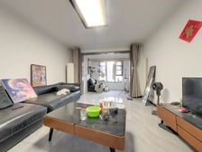 正商洋房,南北通透,一梯两户,环境不错,诚心出售