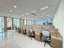 岳家嘴 地铁集团大楼 精装修带全套家具 面积100到整层都有