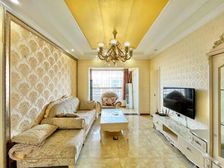 观音桥 轻轨房 正规三室 拎包入住 装修保持新 停车方便