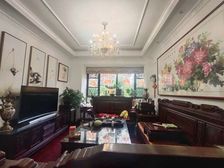 小区环境好,交通便利,,户型方正采光好