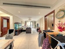 融创城融翰园 三室一楼带院子 小区环境好 院子也很大