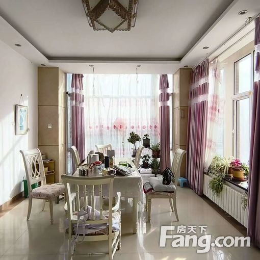 ¹ÛɽÔà 6ÊÒ5ÎÀ3Ìü 300ƽ¾«×°ÐÞ 15000Ôª/ÔÂ