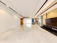 伊泰天骄 4室1厅 东南