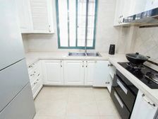 交通便利 临地铁 安静位置 南北通透 精装修 双卫 动静分离