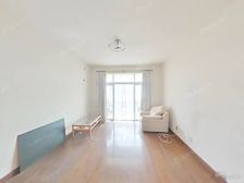 新上房源,名人苑公园尽收眼底,采光刺眼,两卫户型,有钥匙