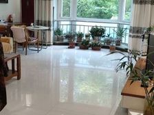 河小十三 瓷砖房 一楼不挡光.看房方便.诚心出售