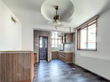 产权清晰,无抵押贷款,南北双露台,阳光房,储物间