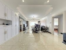 长滩壹号 5室2厅 287.37平