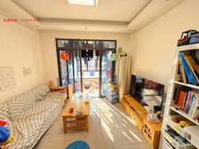 绿地外滩公馆 带电梯 南向采光好 出行方便 小三房