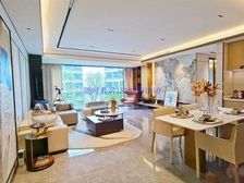 (首付低13万)南滨路核心资产,全景玻璃外墙,轻轨站500米