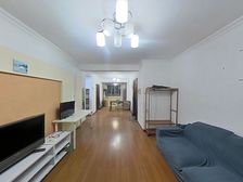 钥匙看房 川沙2号线100米 电梯中层 2008年南北通