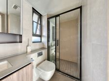 保利天汇精装修豪装 公司欠钱 卖房抵债 小高层一梯一户好楼层