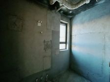 现房 保利拉菲二期 四室 落地窗 有证能贷款