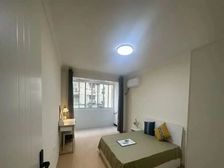 赠送全新装修 得房率高达85% 带固定租赁车位 南北通透全明